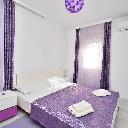 House Perci 2 * Тар
