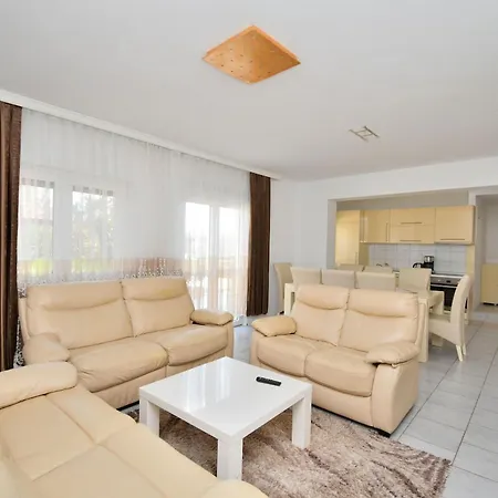 Дом отдыха House Perci 2