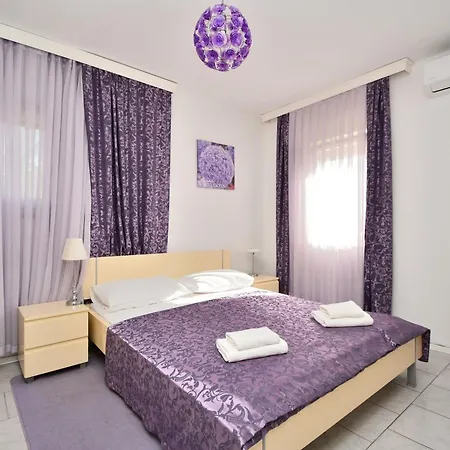 House Perci 2 Tar-Vabriga